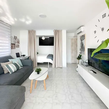 アパート Balcon Al Mediterraneo Y Skyline De