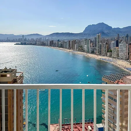 Balcon Al Mediterraneo Y Skyline De