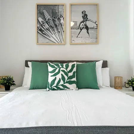 Balcon Al Mediterraneo Y Skyline De