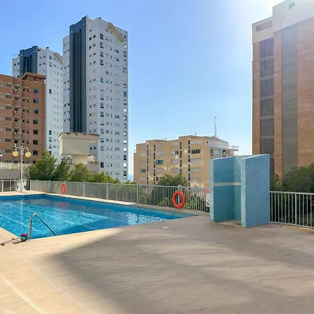 アパート Balcon Al Mediterraneo Y Skyline De ベニドルム