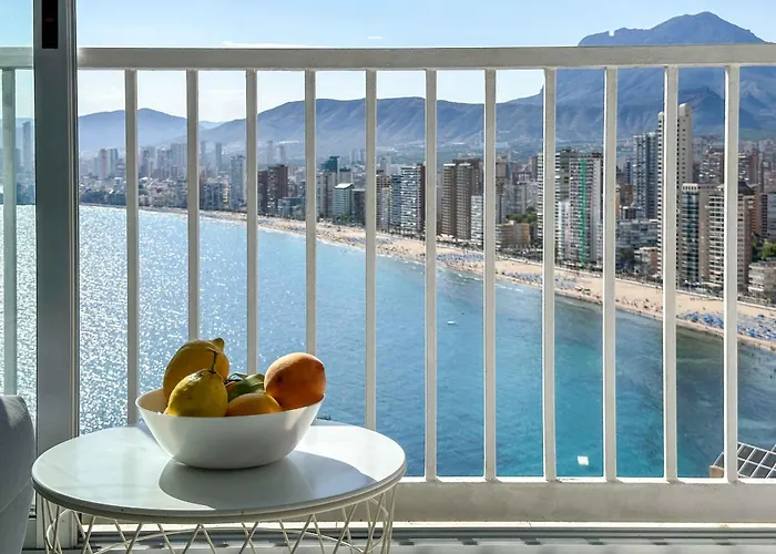 Balcon Al Mediterraneo Y Skyline De بينايدورم